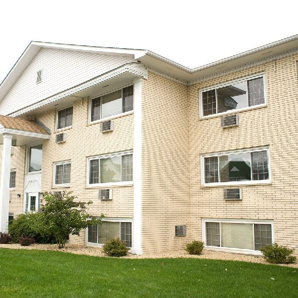 Ramseyer Hall Photo