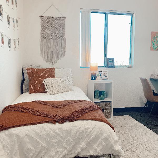 Palo Verde Apartments Photo